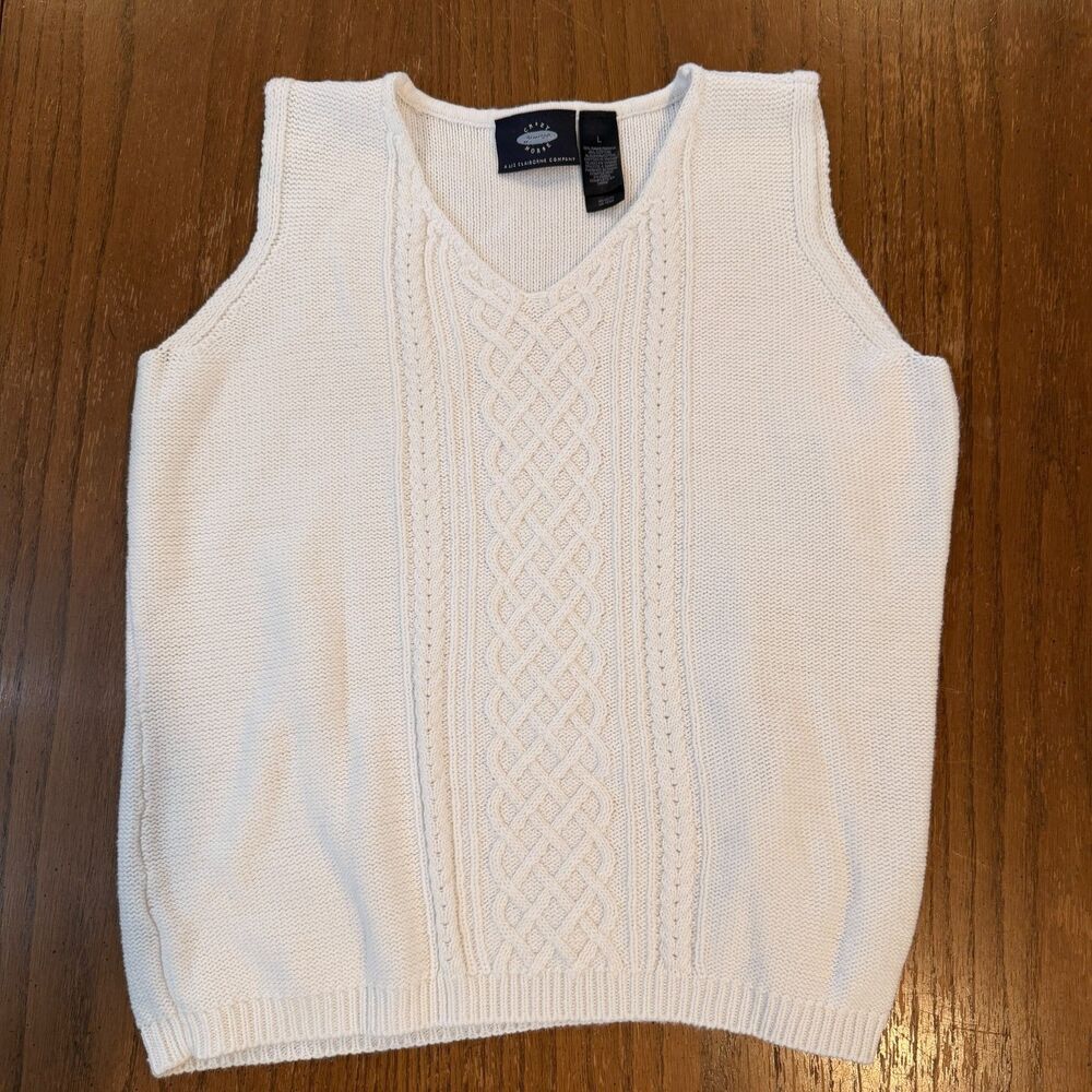 Crazy Horse Liz Claiborne L White Cable Knit Sweater Vest Cotton Preppy